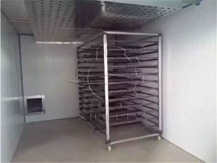 inner structure of egg tray dryer